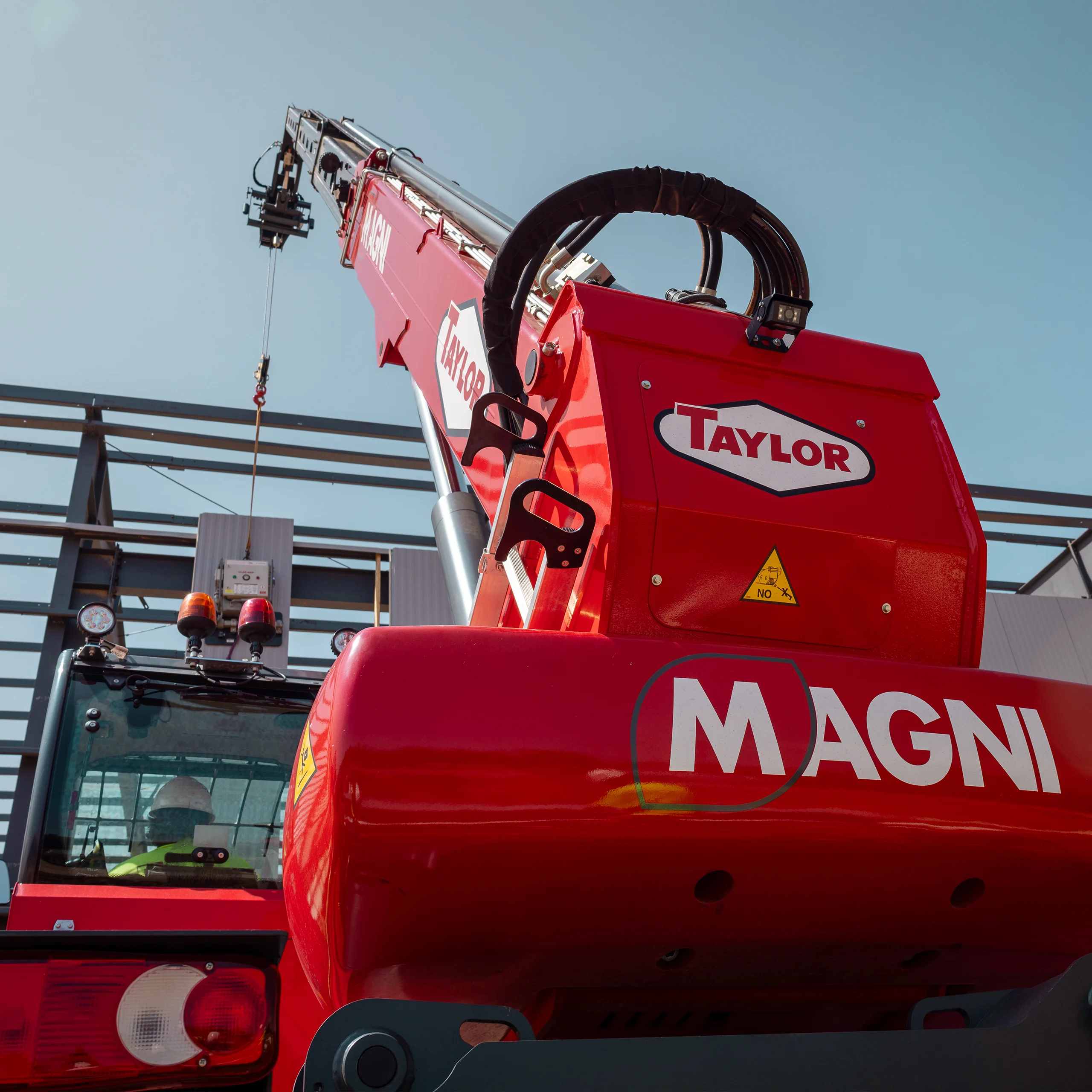 Magni rotating and fixed telehandler service and repair