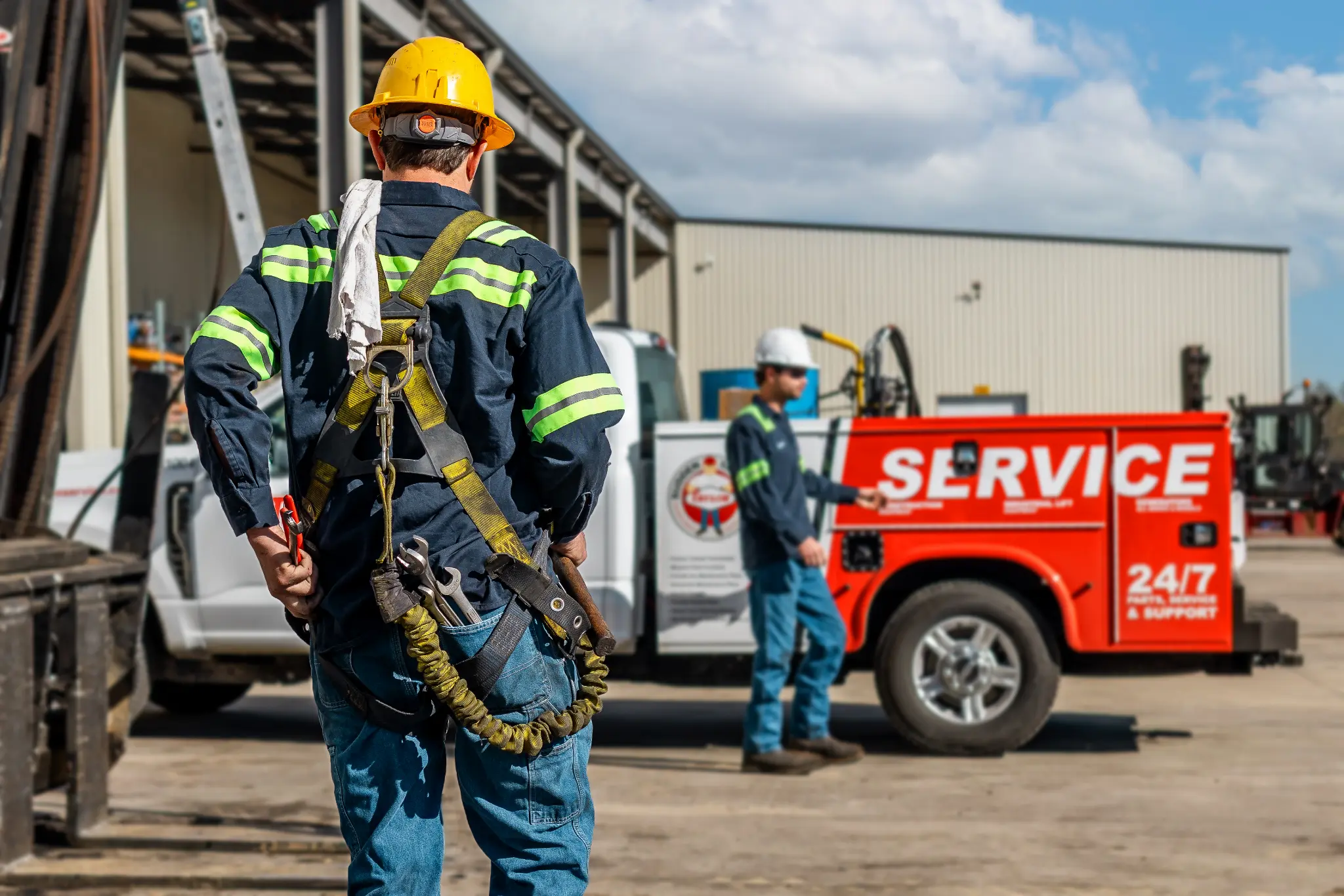 On-site industrial equipment repair